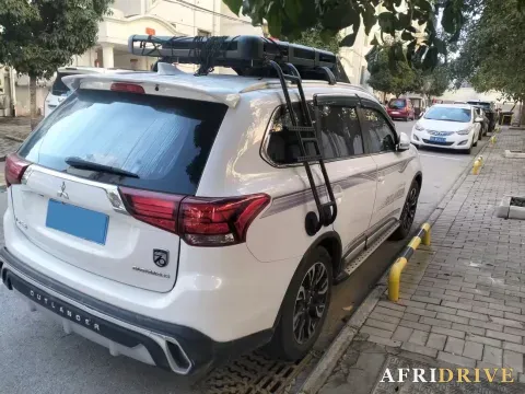 2019 Mitsubishi Outlander 3