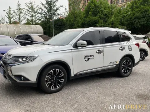 2019 Mitsubishi Outlander 2
