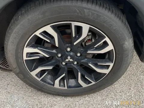 2019 Mitsubishi Outlander 6