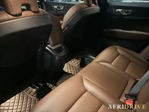 2024 Volvo XC60 3