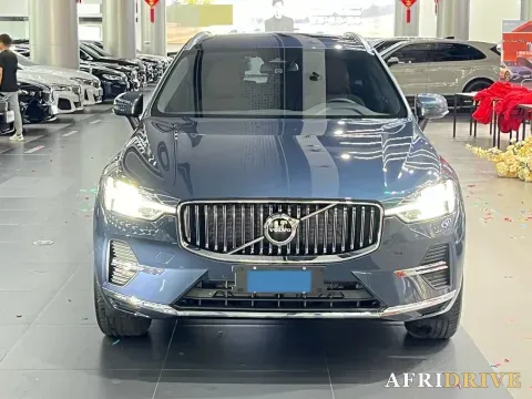 2025 Volvo XC60 2