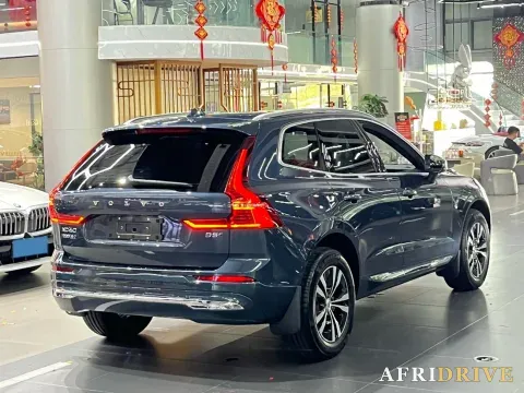 2025 Volvo XC60 7