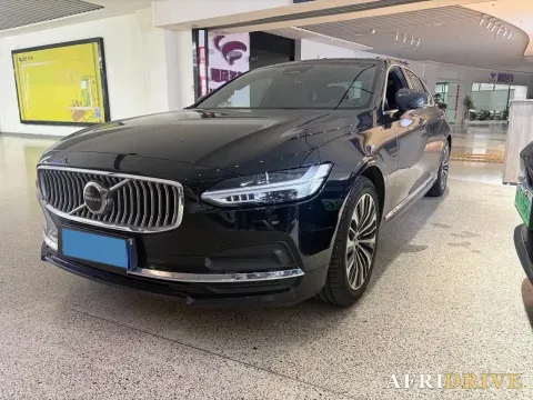 2023 Volvo S90