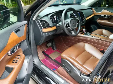 2019 Volvo XC90 7