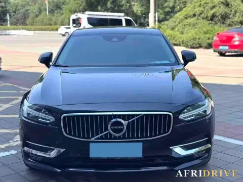 2020 Volvo S90 2