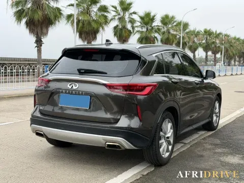 2018 Mitsubishi Pajero 5
