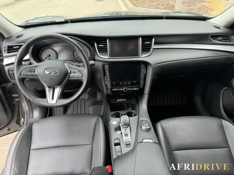 2018 Mitsubishi Pajero 8