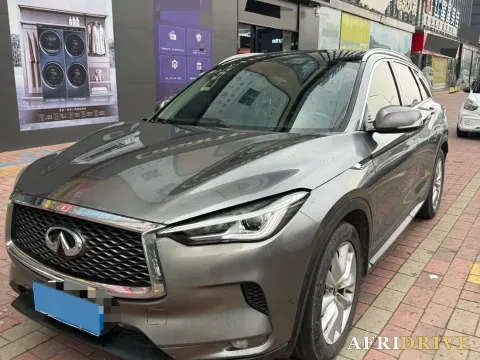 2018 Infiniti QX30 3