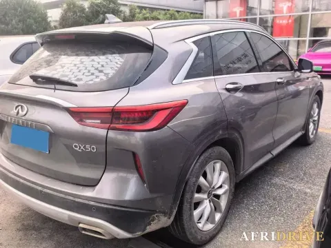 2018 Infiniti QX30 7