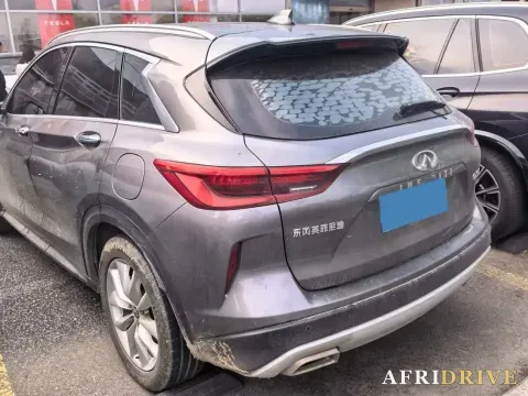 2018 Infiniti QX30 8