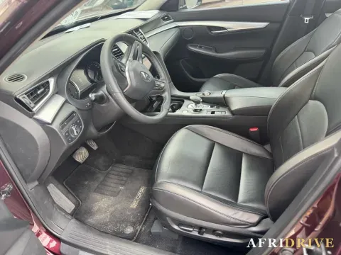 2018 Mitsubishi Pajero 5