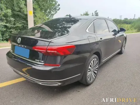 2019 Volvo V40 7