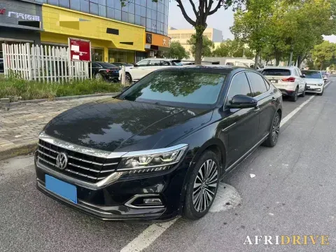 2019 Volvo V40
