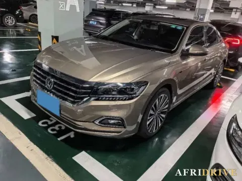 2019 Volvo V40