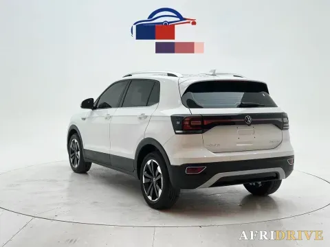 2023 Volkswagen Tacqua 4