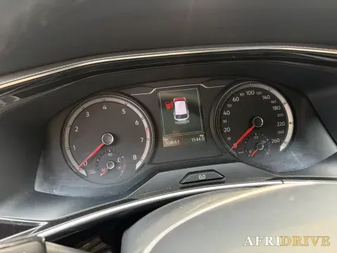 2019 Jeep Cherokee 8