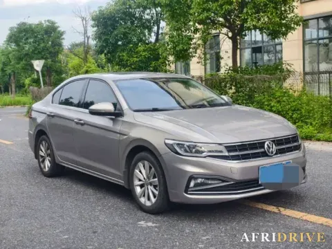 2019 Bestune T77 3