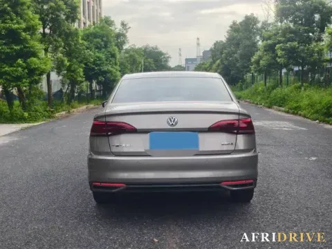 2019 Bestune T77 8