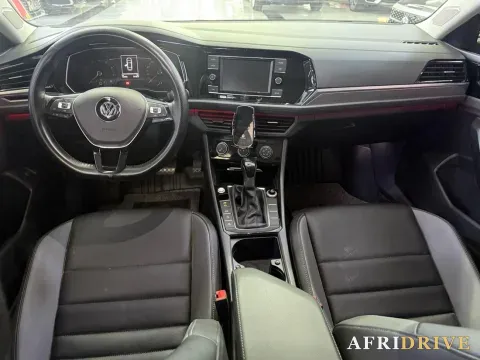 2020 Volkswagen Sagitar 5