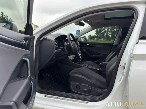 2019 Jeep Compass 7