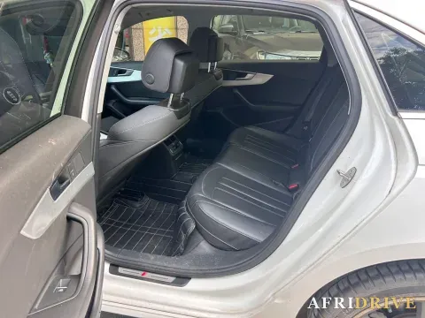 2020 Audi A4L 4