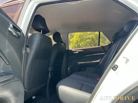 2019 Kia KX1 6