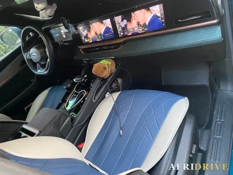 2021 Geely Monjaro 8