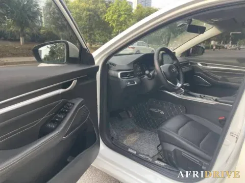 2022 Geely Emgrand 4