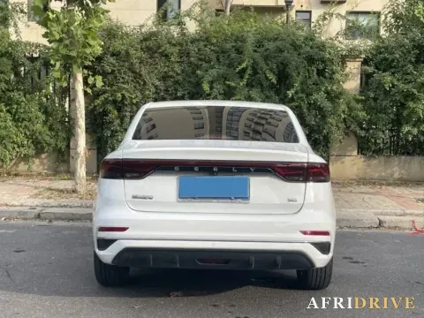 2022 Geely Emgrand 8