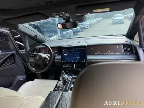 2023 GAC Trumpchi M8 4