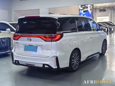 2021 GAC Trumpchi M8 3
