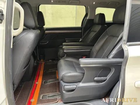 2023 GAC Trumpchi M8 8