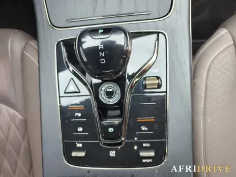 2020 Lincoln MKZ 5