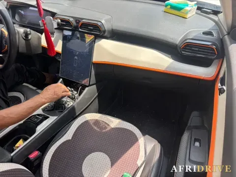 2023 DongFeng Aeolus YiXuan 5
