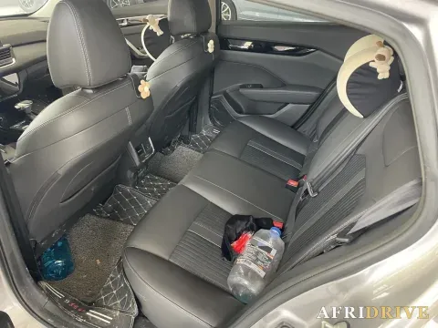 2020 DongFeng Aeolus YiXuan 3