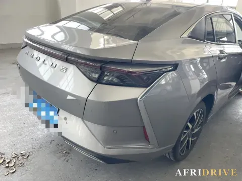 2020 DongFeng Aeolus YiXuan 5