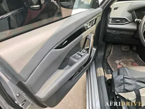 2020 DongFeng Aeolus YiXuan 8