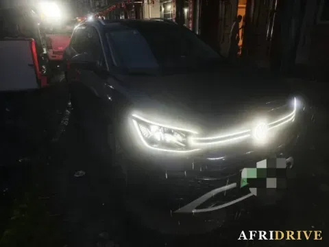 2021 Volkswagen ID.6 Crozz 8