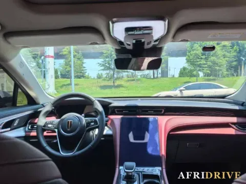 2025 HongQi H5 6