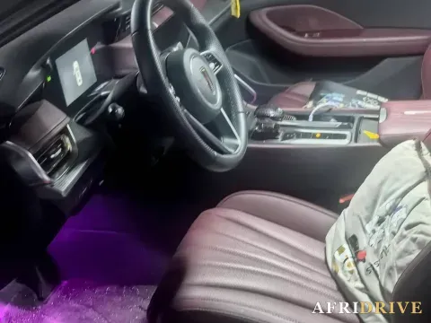 2024 HongQi H5 4