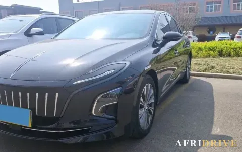 2024 HongQi E-QM5