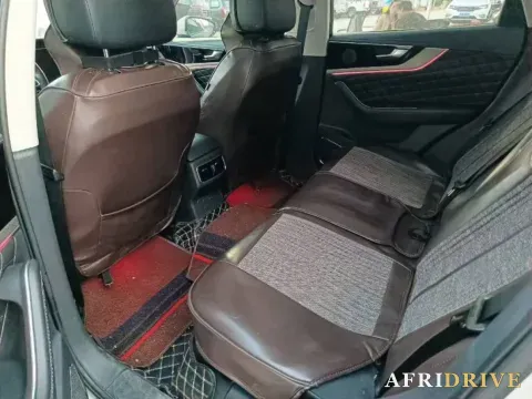 2019 HongQi HS5 6