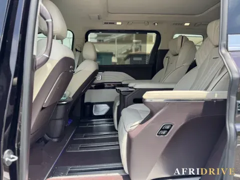2023 HongQi HQ9 6