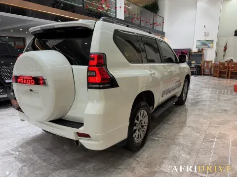 2019 Toyota Land Cruiser Prado 8