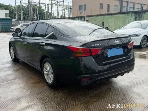 2022 Nissan Teana 6