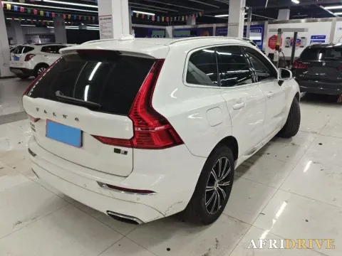 2020 Volvo XC60 2