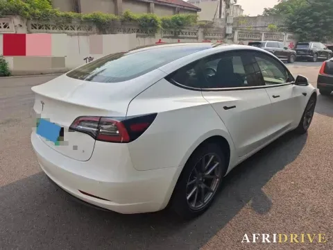 2021 Tesla Model 3 8