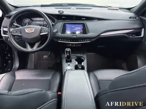 2020 Cadillac XT4 5