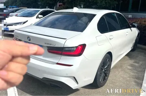 2022 BMW 3 Series 2