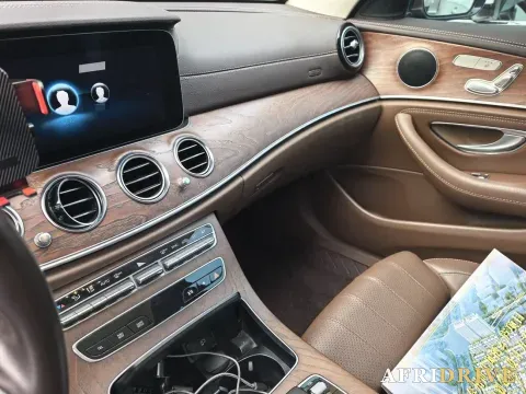2022 Mercedes-Benz GLC Class 8